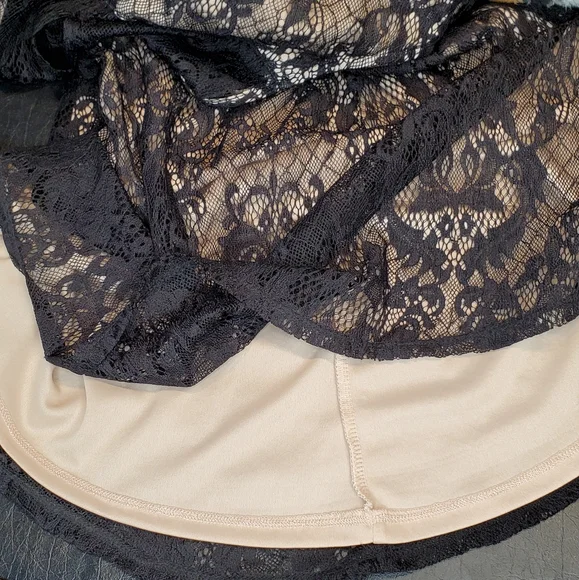 Fortune & Ivy Black Lace Overlay Top - Picture 6 of 10